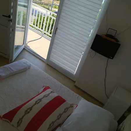 Apartmant Sucic דירה Kaštela