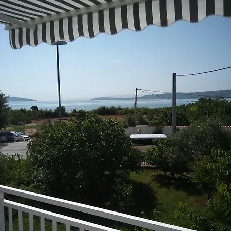 公寓 Apartmant Sucic *