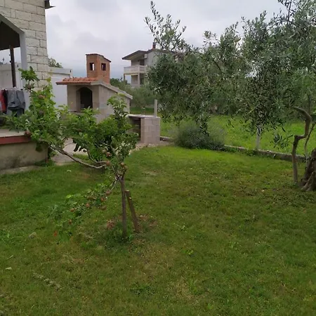 公寓 Apartmant Sucic *