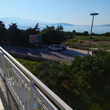 公寓 Apartmant Sucic *