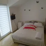 Lägenhet Apartmant Sucic *