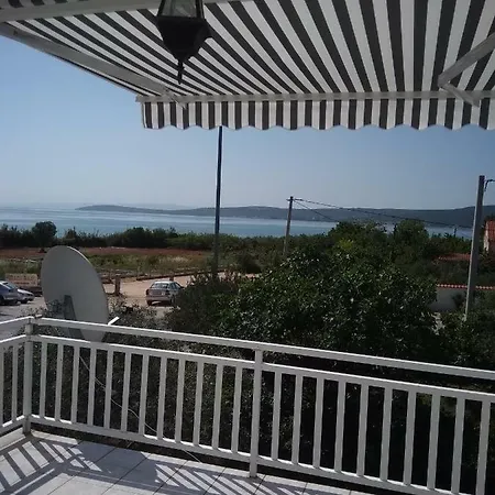 Apartmant Sucic * Kastela